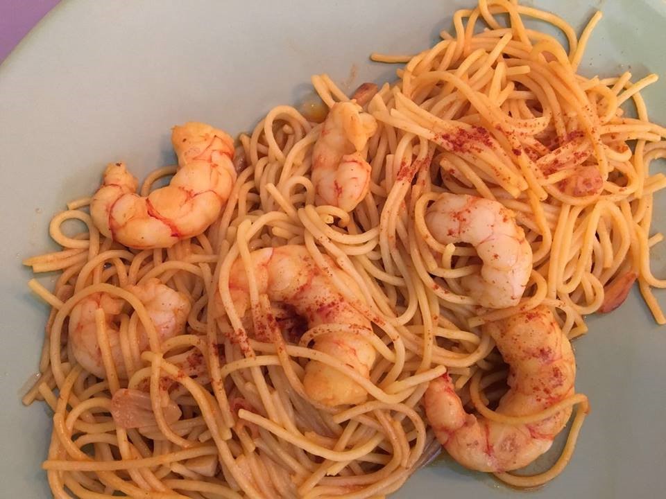 La pasta de la Mafia se sienta a la mesa