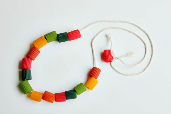 Collar con pasta