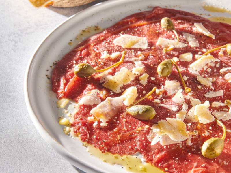Carpaccio de buey con Grana Padano DOP