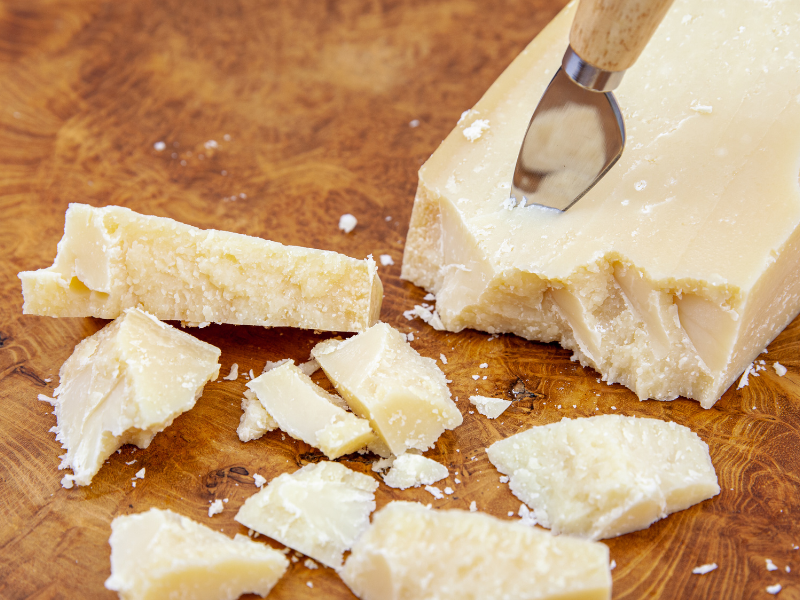 Queso Grana Padano: Características y usos en la cocina italiana