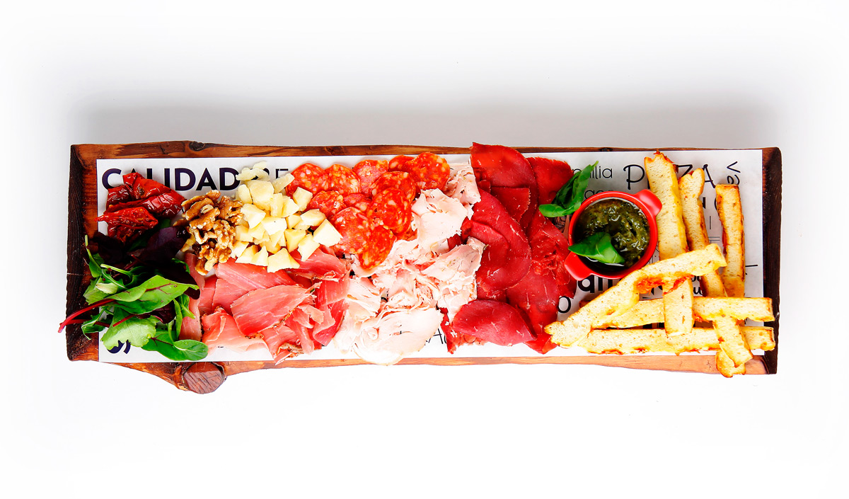 Tabla de embutidos Toscana, todo el sabor de Italia en un plato