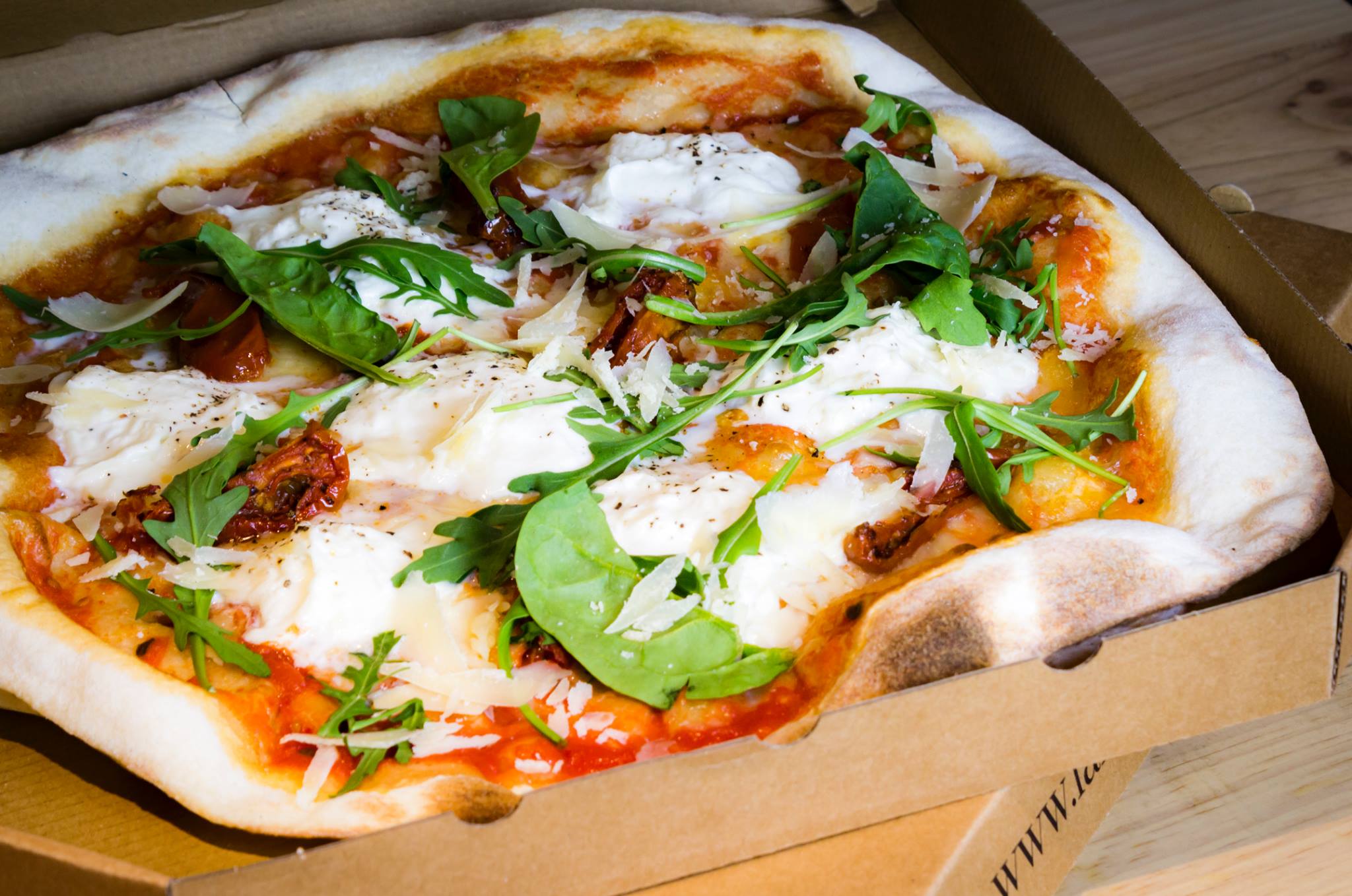 Cinco razones para comer pizza