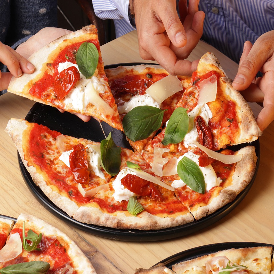 Los 3 quesos más populares y usados en las mejores pizzas