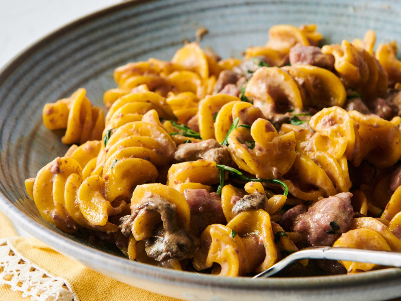 Comer pasta por la noche