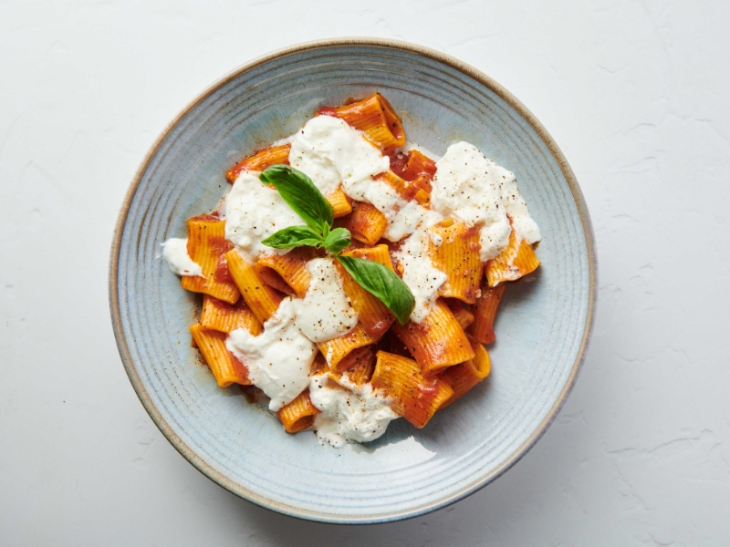 ¿Se puede comer pasta por la noche?