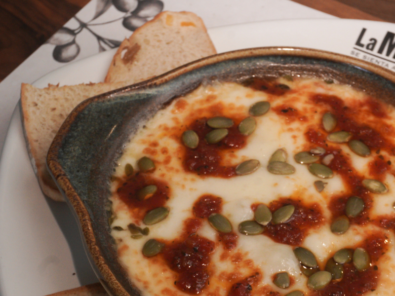 Provolone al horno: Una receta de queso fácil y deliciosa