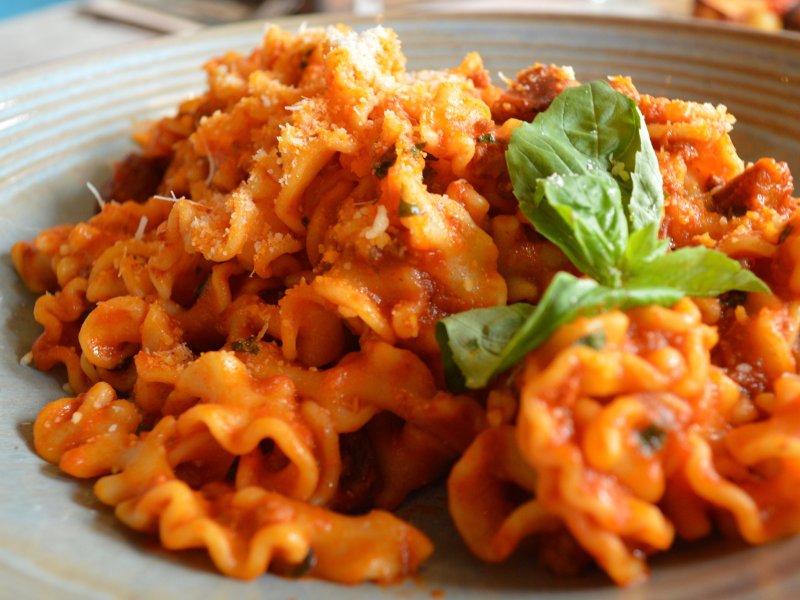 Cómo hacer salsa arrabbiata: Receta italiana paso a paso