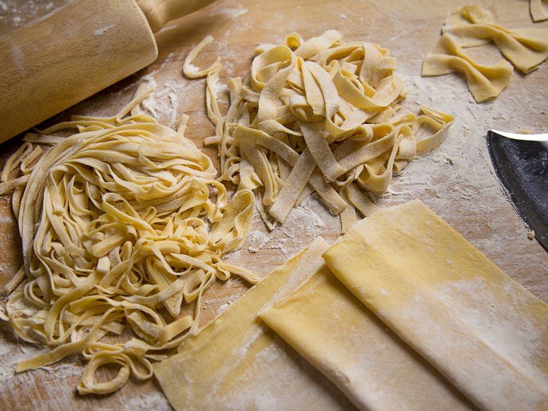 ¿Cómo se hace la pasta? Descubre su proceso de fabricación