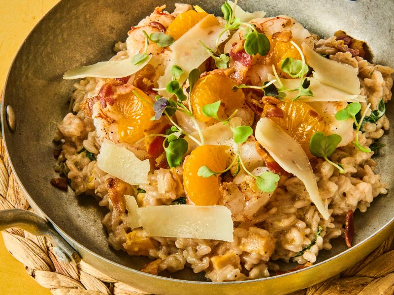 Risotto al limón: Una receta cremosa con un toque de frescura